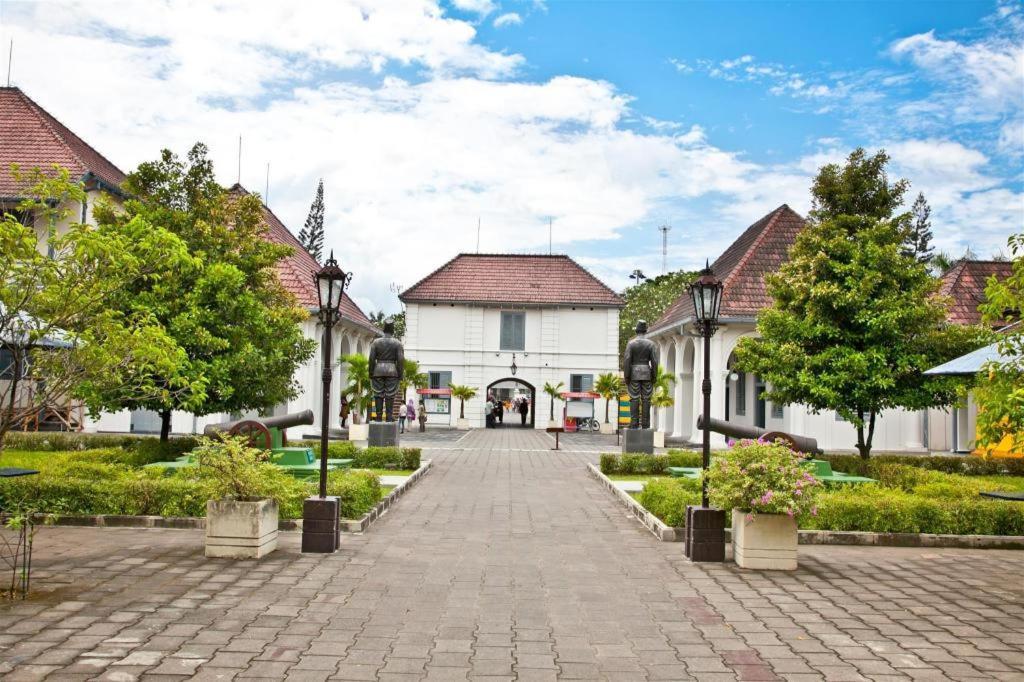 Oyo 3267 Omah Suryo Hotel Yogyakarta Exterior photo