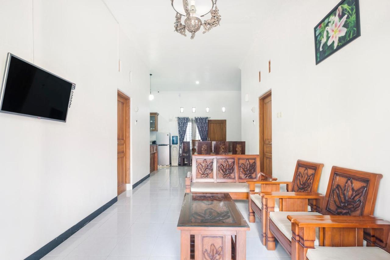 Oyo 3267 Omah Suryo Hotel Yogyakarta Exterior photo
